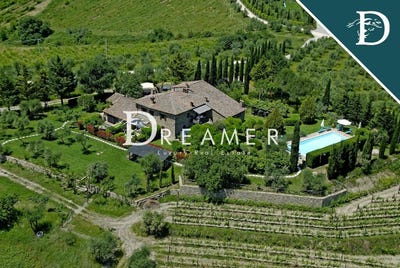 /international/it/castellina-in-chianti-tuscany-310106416688/