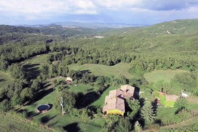 /international/it/montieri-tuscany-310107184933/