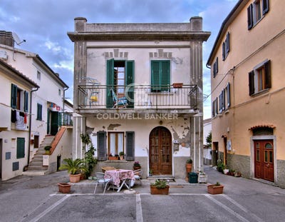 /international/it/campo-nell-elba-tuscany-310100761071/
