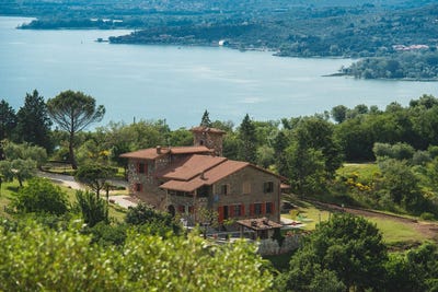 /international/it/magione-umbria-310105300476/