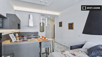 /international/it/genoa-liguria-310107766363/