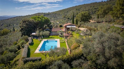 /international/it/cortona-tuscany-310101418245/