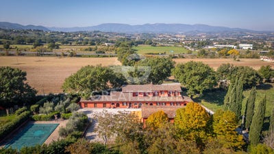 /international/it/spoleto-umbria-310103223016/