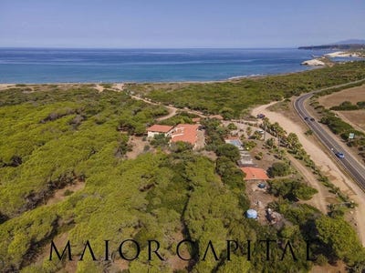 /international/it/cuglieri-sardinia-310108316172/