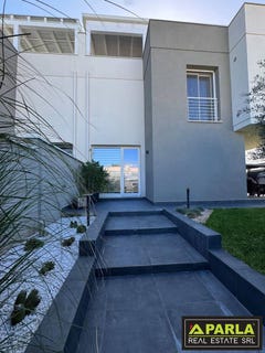 /international/it/terrasini-terrasini-sicily-310103465694/