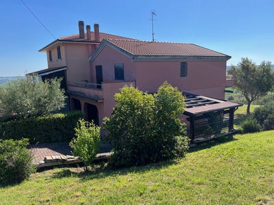 /international/it/san-giorgio-di-pesaro-marche-310108526053/