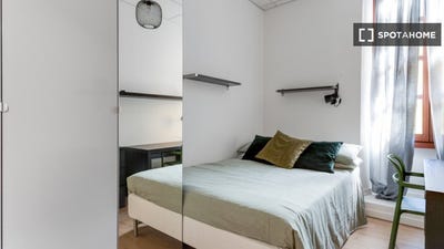 /international/it/milan-lombardy-310108525765/