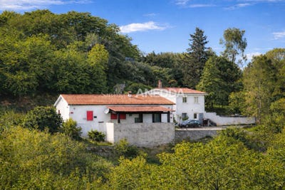 /international/it/unnamed-road-ozieri-sardinia-310105789567/