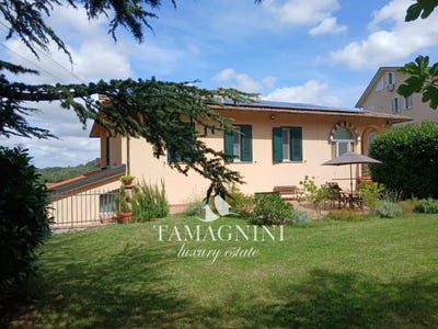 /international/it/montepulciano-tuscany-310107625576/