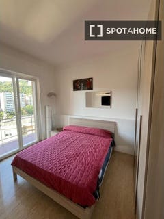 /international/it/genoa-liguria-310108562883/