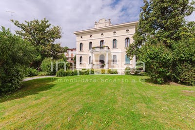 /international/it/viale-xxiv-maggio-63-conegliano-veneto-310108052381/