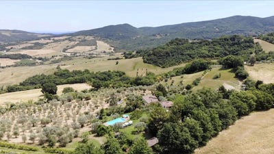 /international/it/radicondoli-tuscany-310104835712/