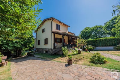 /international/it/santa-fiora-tuscany-310105211625/