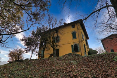 /international/it/castelvetro-di-modena-emilia-romagna-120078806351/