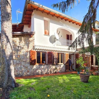 /international/it/massa-tuscany-310107430733/