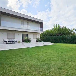 /international/it/forte-dei-marmi-tuscany-310108943733/?lang=th