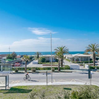 /international/it/marina-di-pietrasanta-tuscany-310107186249/
