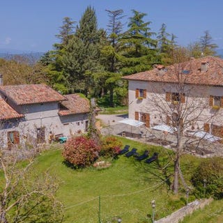 /international/it/citta-di-castello-umbria-310107759473/