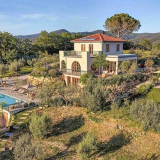 /international/it/castagneto-carducci-tuscany-310108838150/