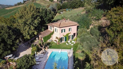 /international/it/buonconvento-tuscany-310109130470/?lang=id