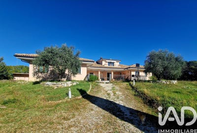 /international/it/civitella-del-tronto-abruzzo-310106382113/
