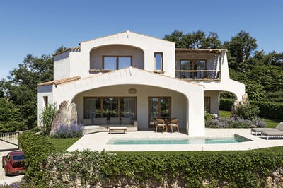 /international/it/loiri-porto-san-paolo-sardinia-310108555160/