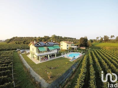 /international/it/pastrengo-veneto-310103179762/