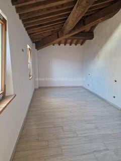 /international/it/guazzino-tuscany-310098727262/