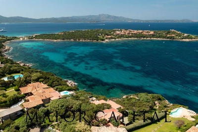 /international/it/porto-rotondo-sardinia-310108317717/