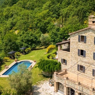 /international/it/pietralunga-umbria-310108838303/