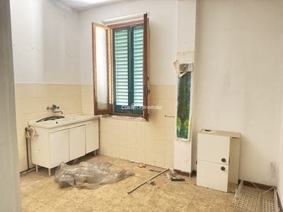 /international/it/via-roma-montaione-tuscany-310108182540/