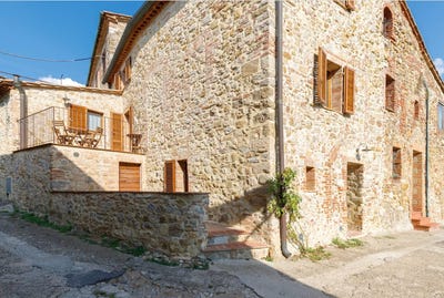 /international/it/radicondoli-tuscany-120088833525/?lang=de