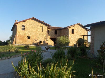 /international/it/asciano-tuscany-120061781693/