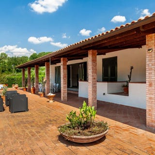 /international/it/lorenzana-tuscany-310107450439/