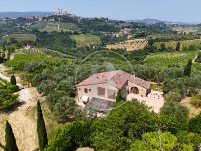 /international/it/san-gimignano-san-gimignano-tuscany-310108082482/