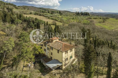 /international/it/san-casciano-in-val-di-pesa-tuscany-310099731452/?lang=en