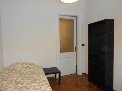 /international/it/corso-san-maurizio-turin-piedmont-310093823071/