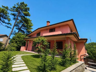 /international/it/pistoia-tuscany-310110031911/