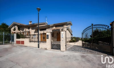 /international/it/osimo-marche-310108008494/