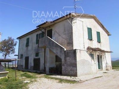 /international/it/cinigiano-tuscany-310101487570/?lang=id