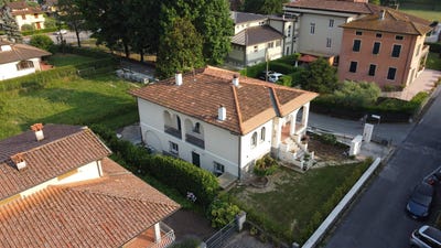 /international/it/borgo-a-mozzano-tuscany-310109690795/