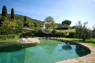 /international/it/sarteano-tuscany-120086632620/