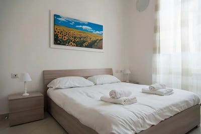 /international/it/via-costantino-baroni-milan-lombardy-310094937225/
