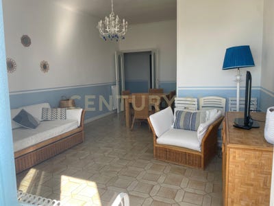 /international/it/viale-delle-sirene-26-tarquinia-lazio-310106045865/