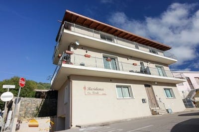 /international/it/via-giuseppe-verdi-1-badesi-sardinia-310105145644/