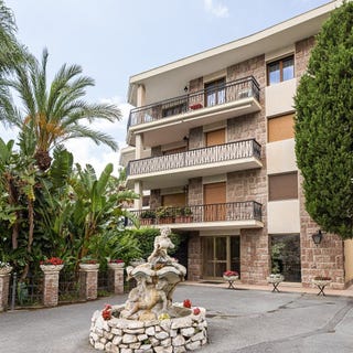 /international/it/ospedaletti-liguria-310107980437/