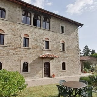 /international/it/caprese-michelangelo-tuscany-310108973877/