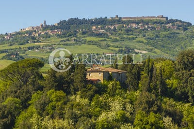 /international/it/volterra-tuscany-310107775011/