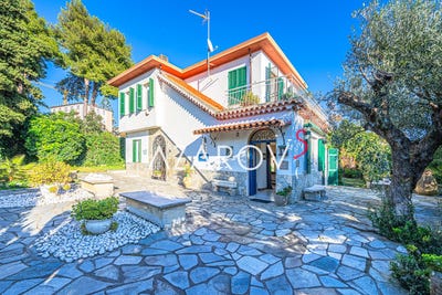 /international/it/sanremo-liguria-310106332354/