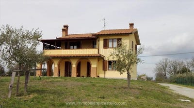 /international/it/castiglione-del-lago-umbria-310100606257/